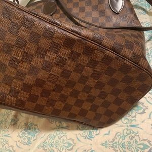 Louis vuitton Never full